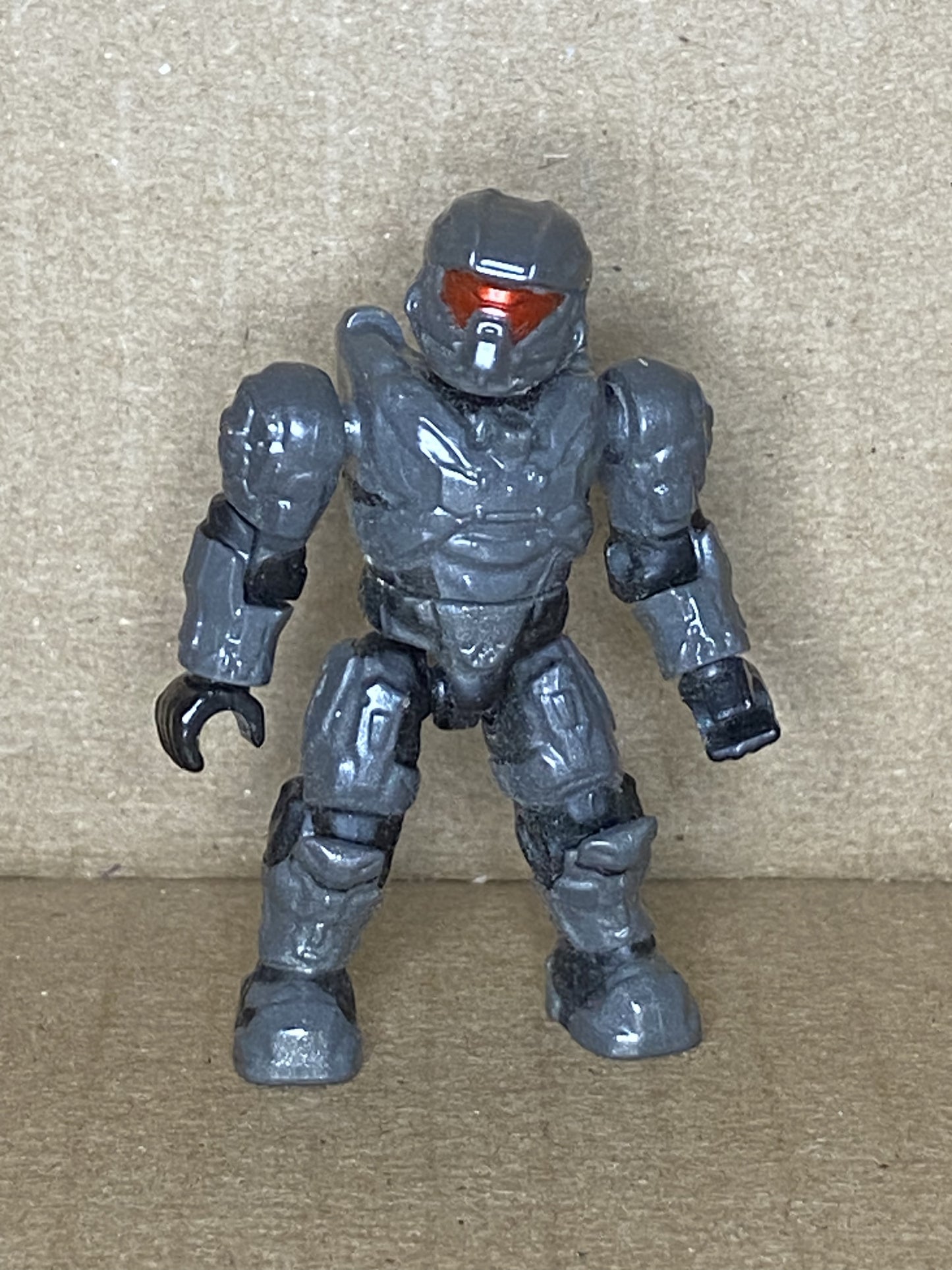 Spartan Recruit (Steel, Red Visor)