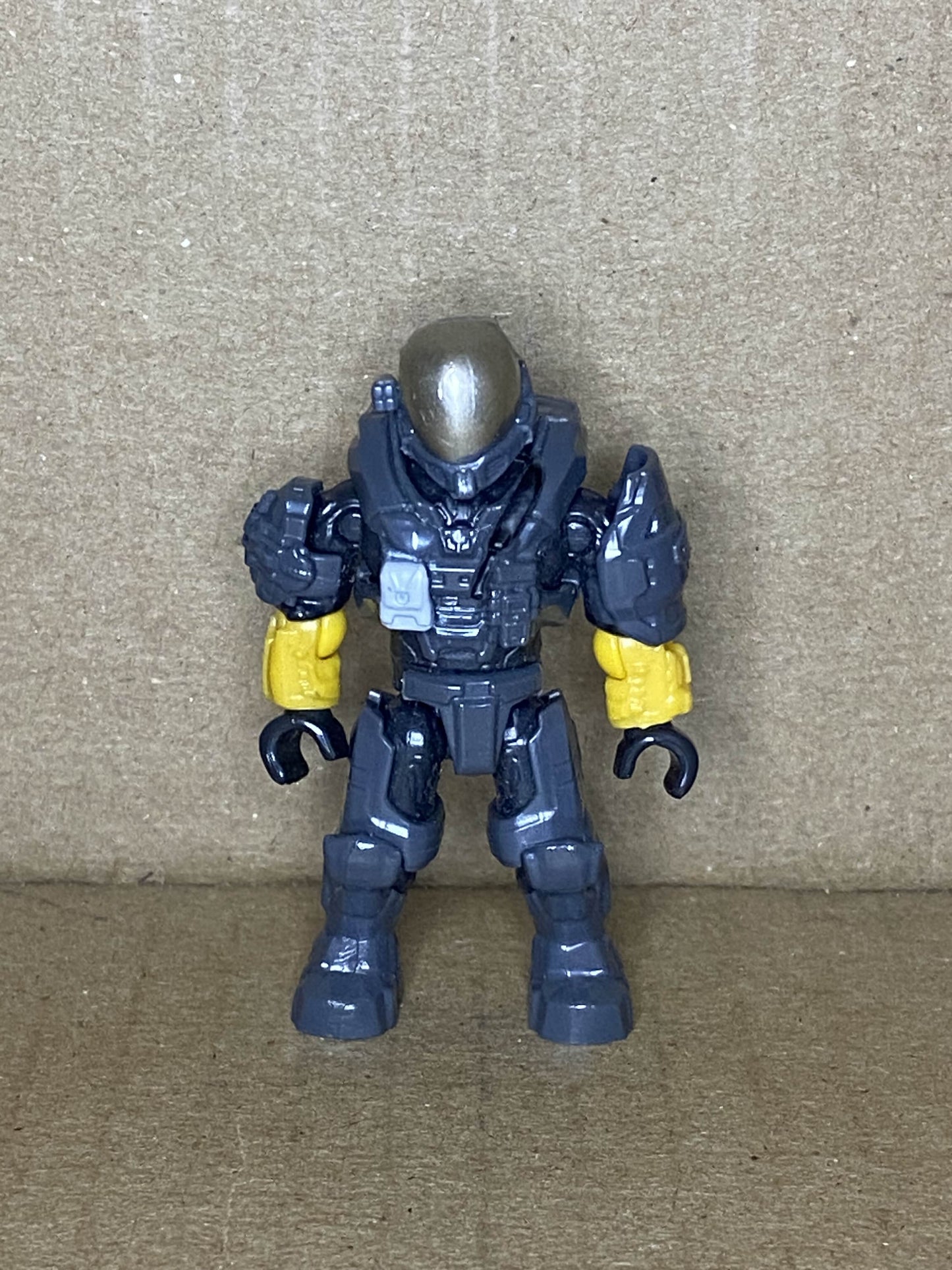 Spartan EVA (Grey/Yellow)
