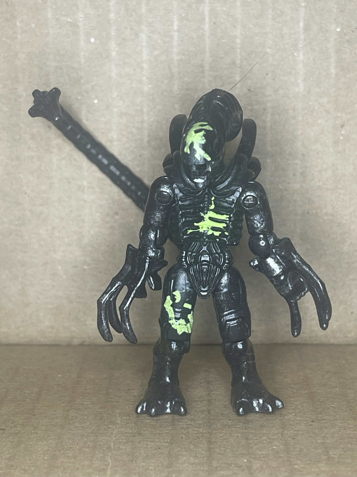 Xenomorph (Black/Green)