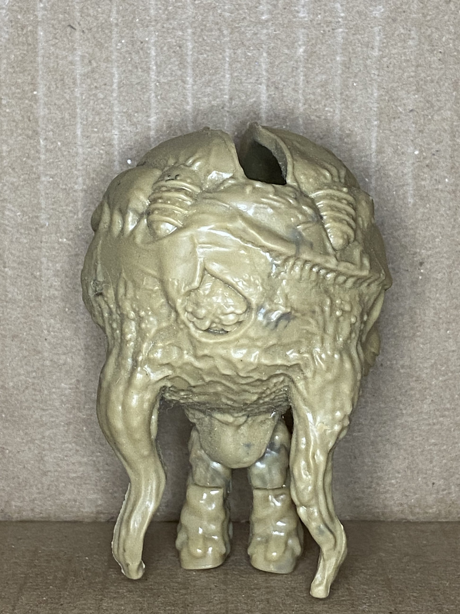 Flood Carrier (Tan) – Figure Forge