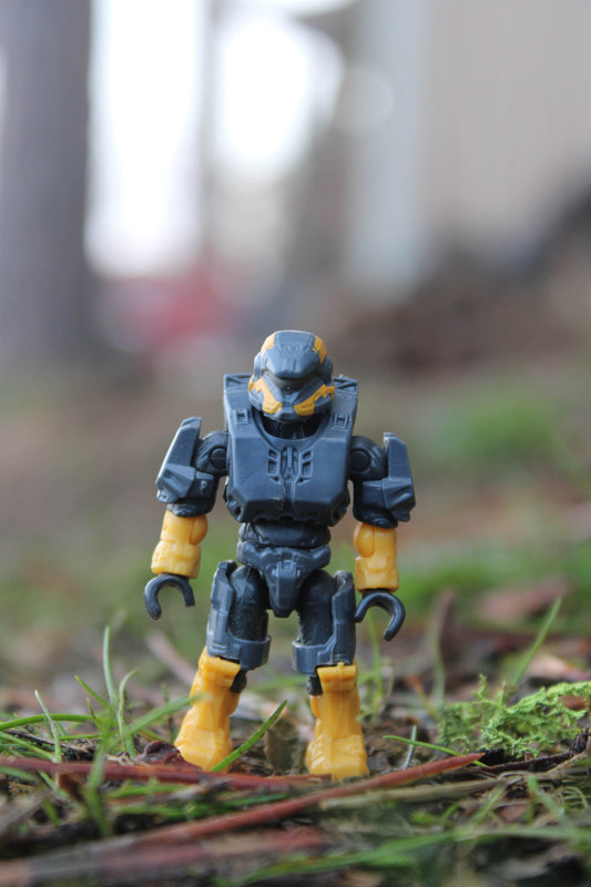 Spartan Anubis (Yellow/Gray)