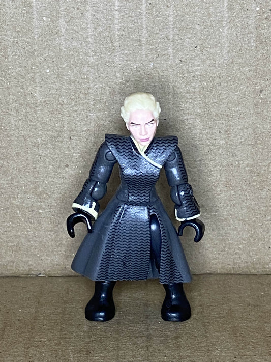 Daenerys (Gray)